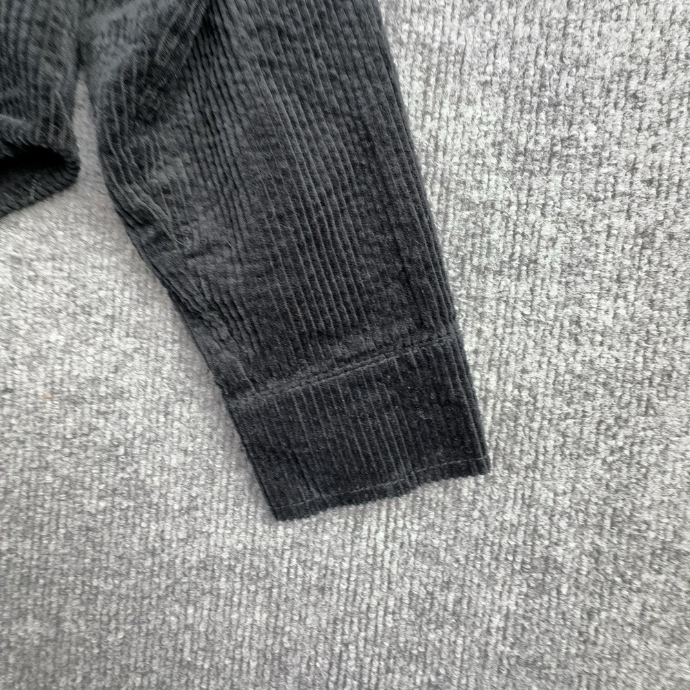 Forever 21 Shirt Womens Small Black Corduroy Button Front Cropped Pocket Top - Picture 3 of 10